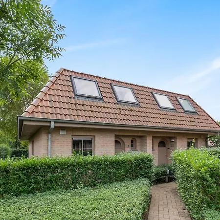 Holiday home Walhofpark 24